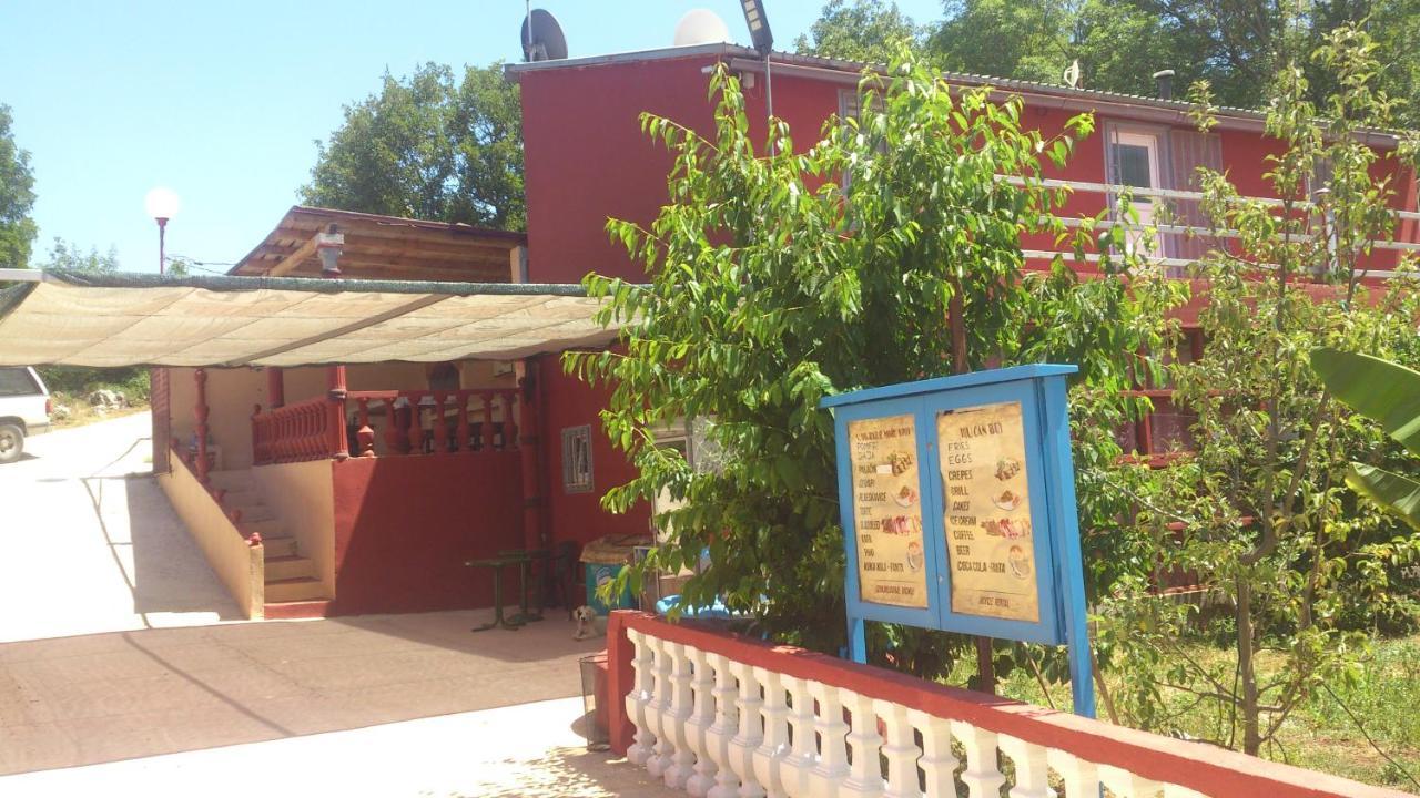 Red Apartman Trebinje Luaran gambar