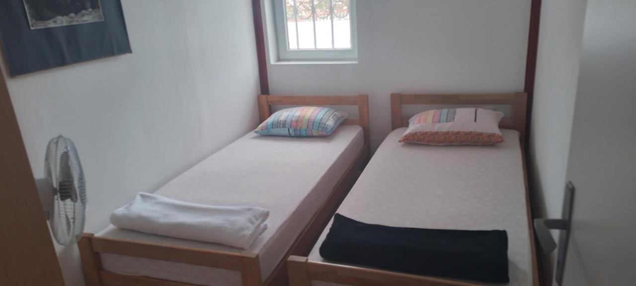 Red Apartman Trebinje Luaran gambar