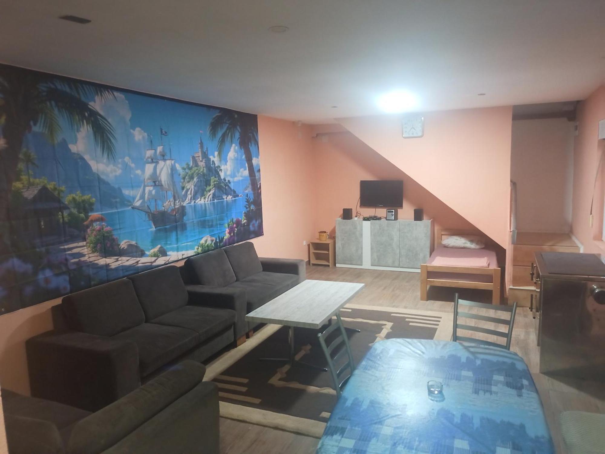 Red Apartman Trebinje Luaran gambar